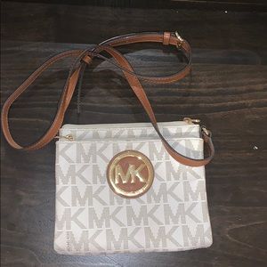 Micheal Kors Crossbody